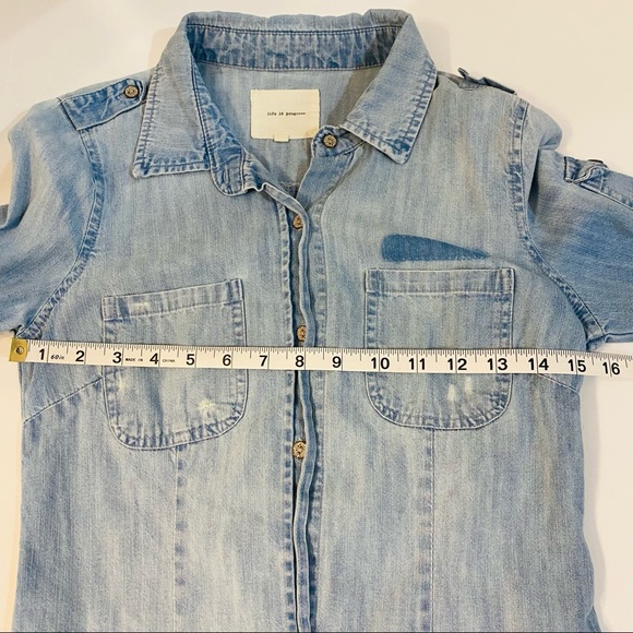 Life in Progress Chambray Button Down Shirt - Picture 6 of 9